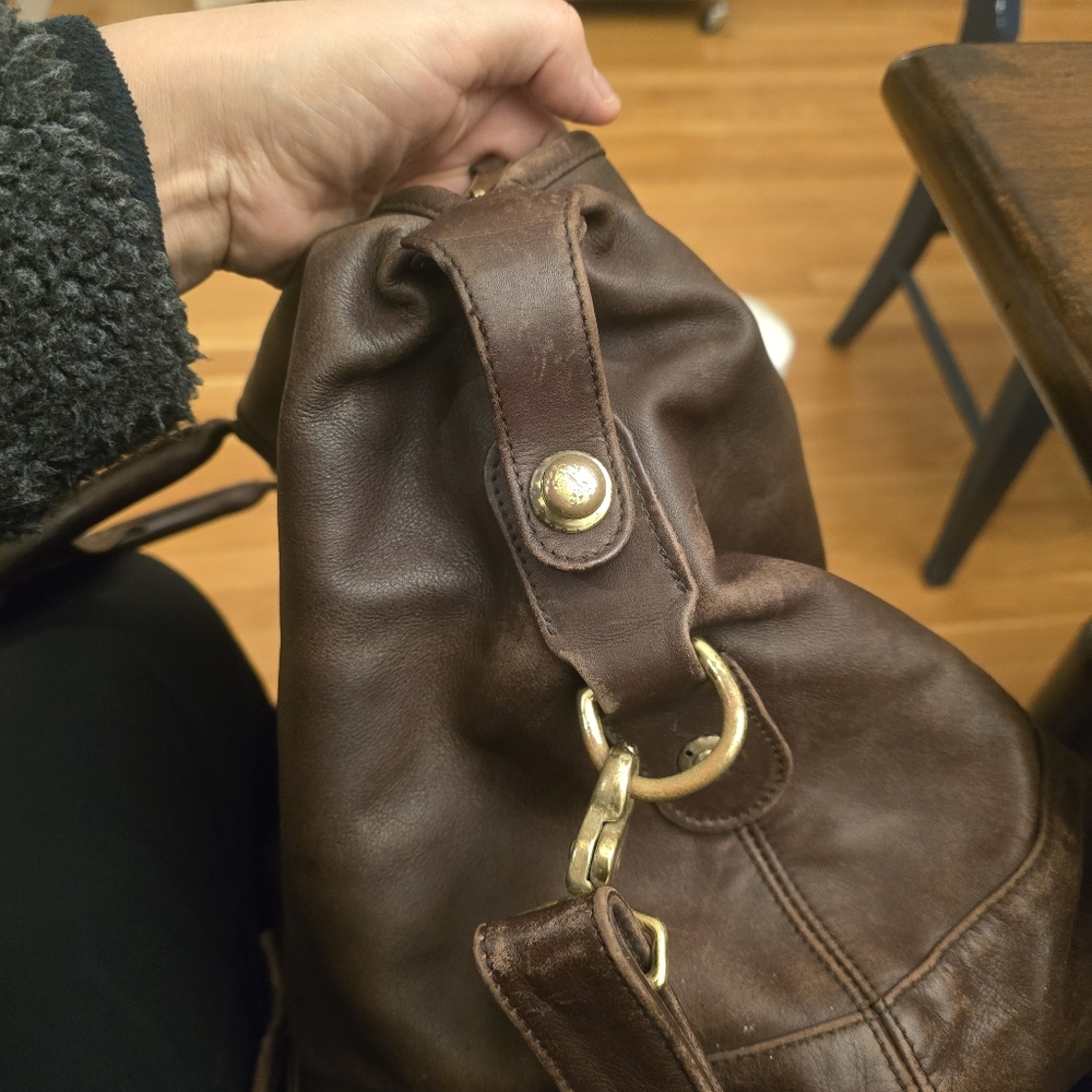 Men's Coach Duffel With matching Strap - Picture 11 of 11